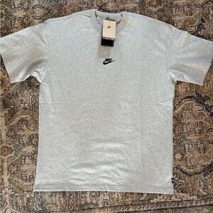 Nike Men's Heather Gray Short Sleeve Tee Medium